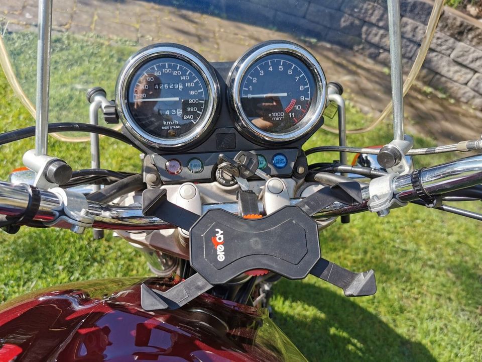 Honda CB 750 SevenFifty in Brühl