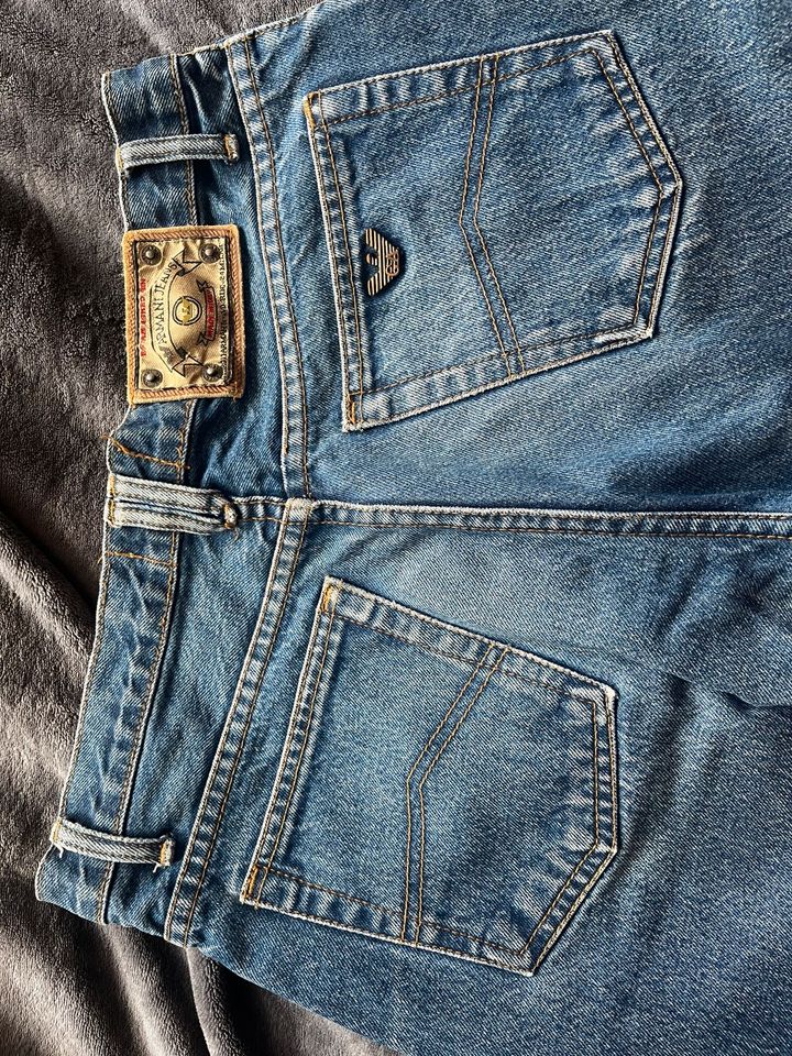 Armani Jeans | Vintage | Retro in Berlin