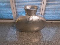 Vase aus Aluminium gehämmert Bayern - Oberdolling Vorschau