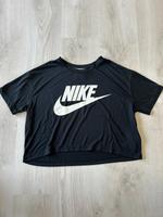 Nike Tshirt schwarz locker geschnitten L Schleswig-Holstein - Tarp Vorschau