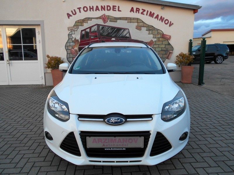 Ford Focus Turnier 1.0 SYNC Edition NAVI/PDC in Markranstädt