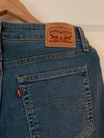 Levi’s Jeans 726 Flare Gr. 30/30 mit weitem Bein -Neu- Hessen - Gedern Vorschau