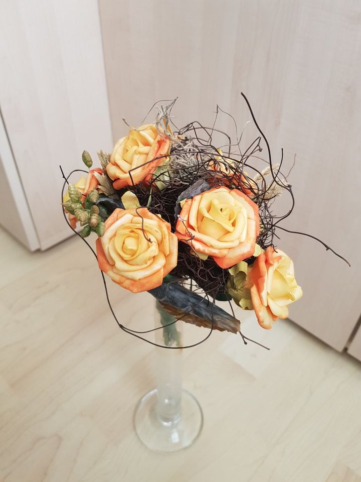 Blumenstrauß Kunststrauß Rosen gelb ohne Vase in Finsterwalde