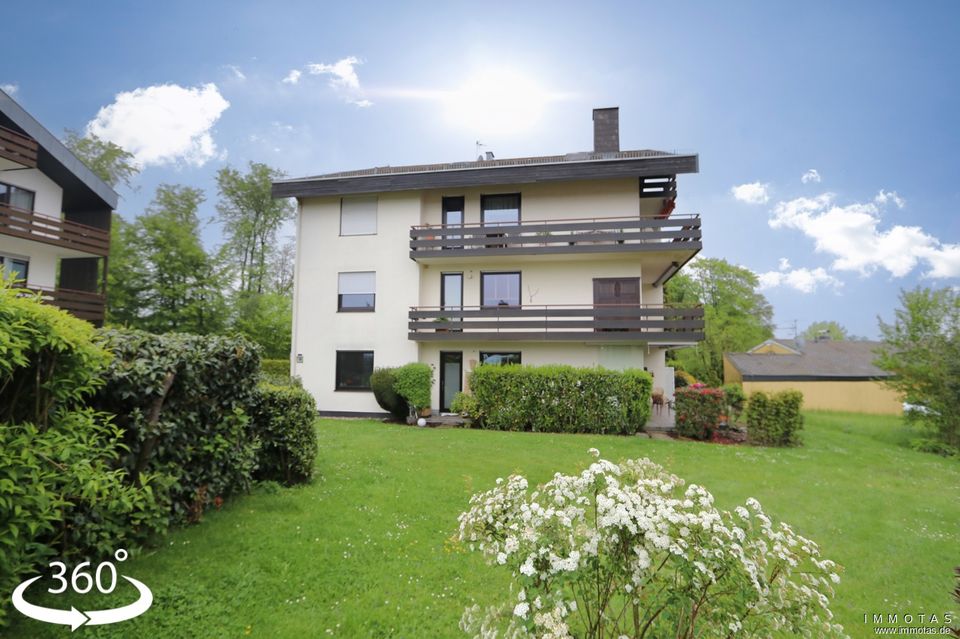 Sehr schöne Zweizimmerwohnung mit Balkon, Kamin und Stellplatz im 1. Obergeschoss in Ehlscheid