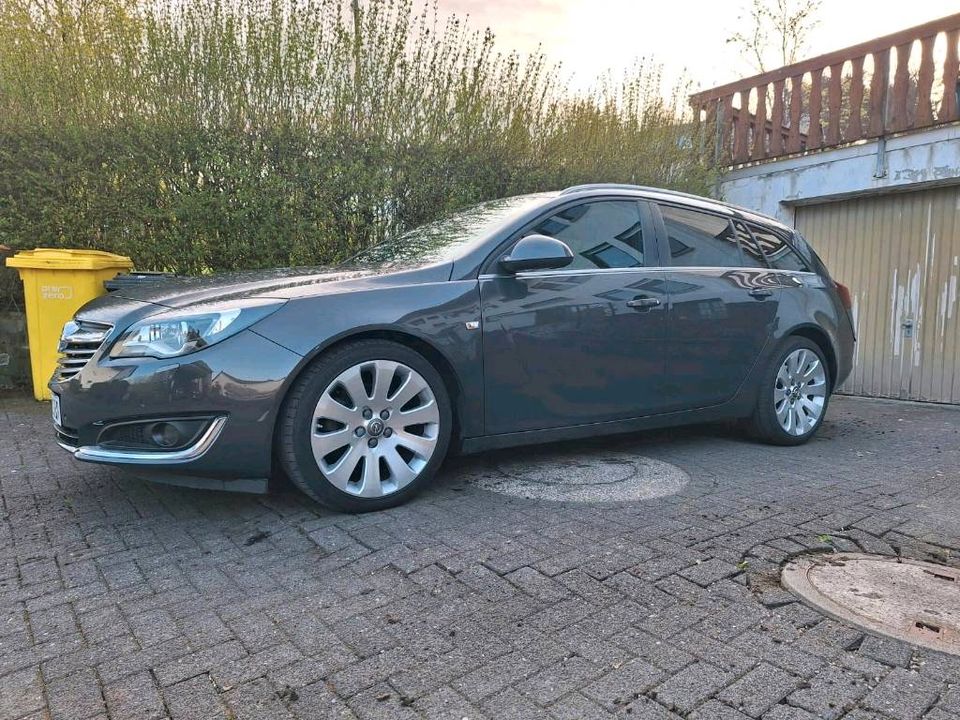 Verkaufe Opel Insignia Ecoflex,2.0 CDTI,8 Räder in Netphen