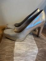 Pumps Tamaris Silber Größe 39 Nordrhein-Westfalen - Morsbach Vorschau