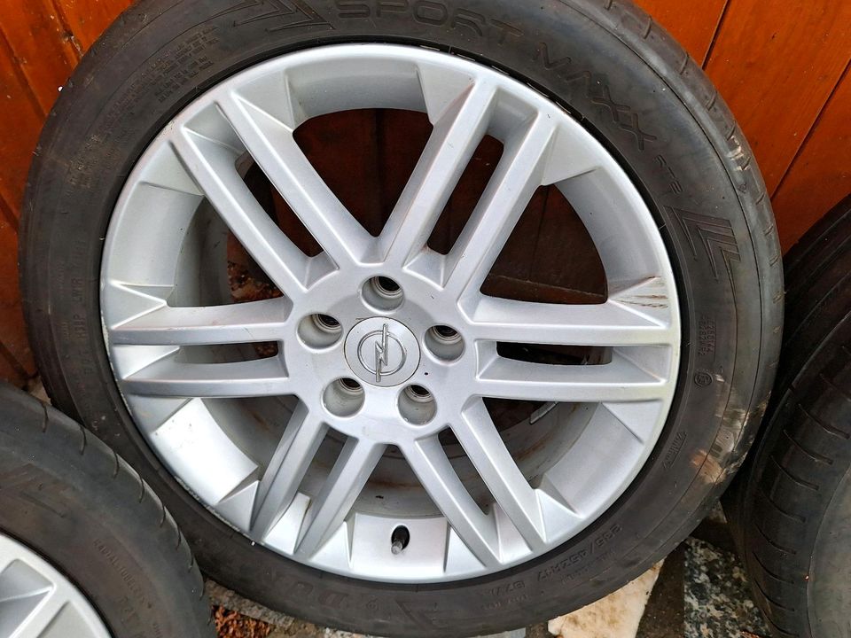 Opel Vectra C Signum GTS Felgen uns Reifen 17" in Zaunröden