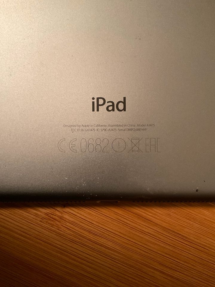 iPad Air  1. Gen. Wi-Fi + Cellular von 2013 32GB in Niebüll