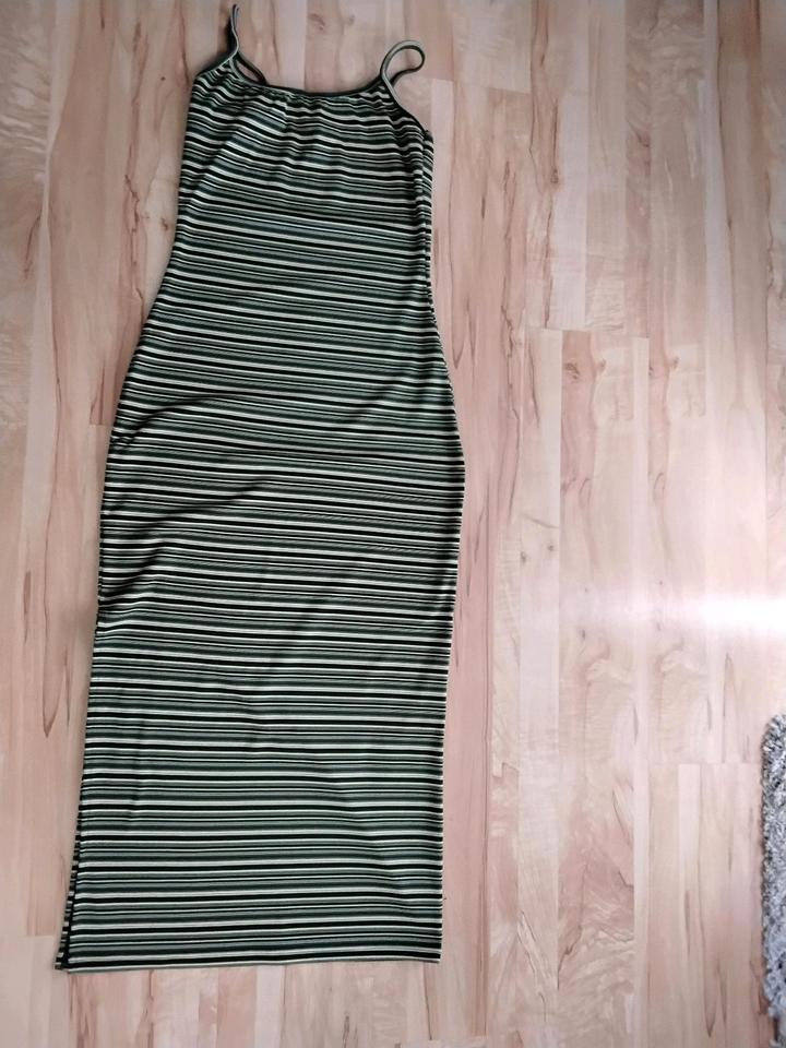 S 36 Etam langes schmales Kleid gestreift gelb schwarz olive in Achim
