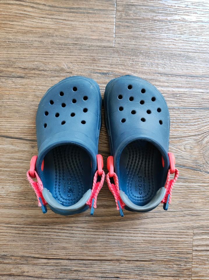 Crocs, Gr. 23/24, mit Klettverschluss verstellbar in Heilbronn