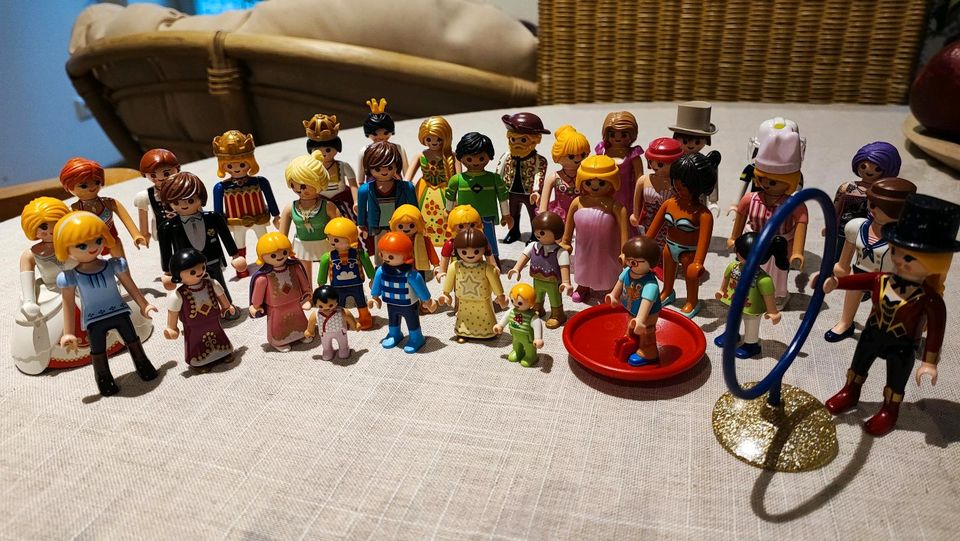 36 Figuren Playmobil Puppen in Barth