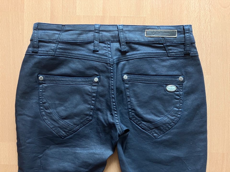 Glücksstern Nele Jeans Skinny NEU W27 dunkelblau dünner Stoff  34 in Ühlingen-Birkendorf