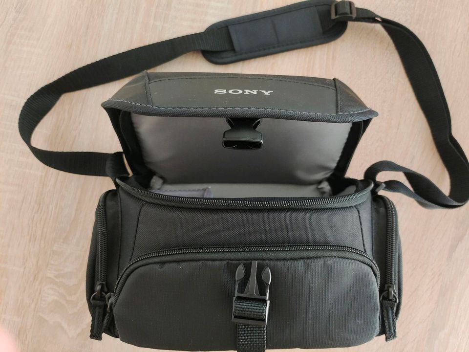Sony Kamera Schutztasche LCS-U21 in München