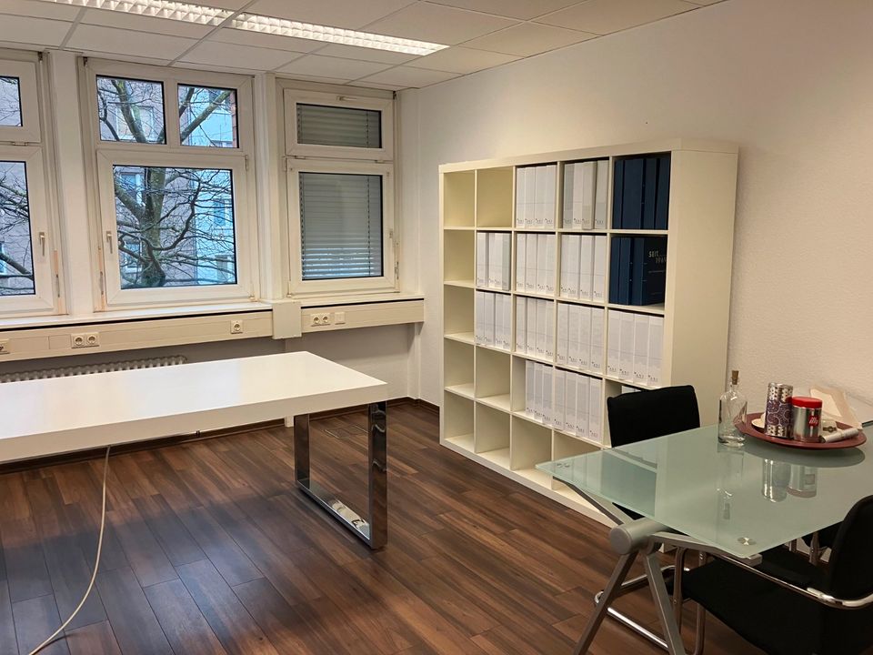 Aachen: 350 m² Büro- oder Praxisfläche mit sehr guter Anbindung und Parkmöglichkeiten in Aachen