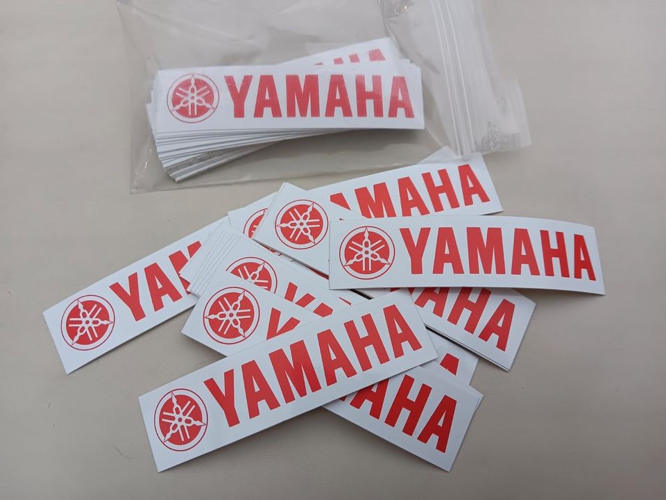 Yamaha Aufkleber Schriftzug Stimmgabeln Logo 50 Stück im Set NEU in  Nordrhein-Westfalen - Neuss, Motorradersatz- & Reperaturteile