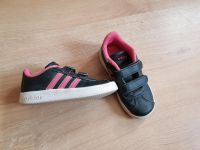 ADIDAS Sneakers Sportschuhe Mädchen gr. 26 Leipzig - Leipzig, Zentrum Vorschau