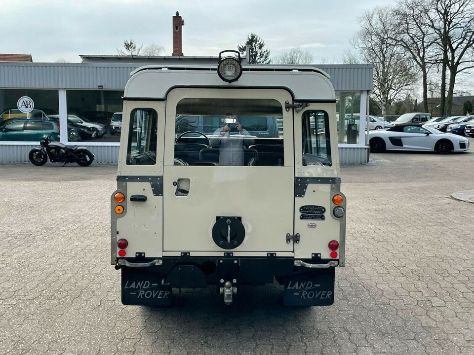 Land Rover 109 Serie III 5trg.  Unrestauriert+Original+ in Grasberg