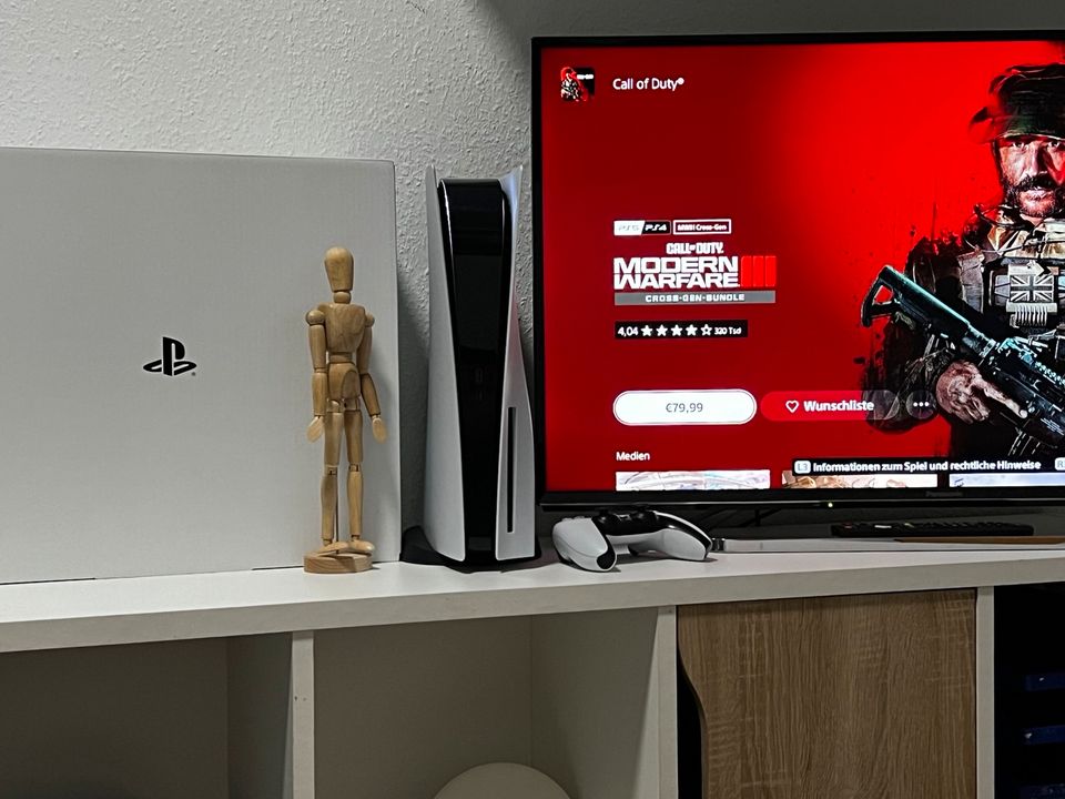 Tausche PS5 mit 40” TV und 23 Spiele gg iPhone o. Gaming Laptop in Chemnitz