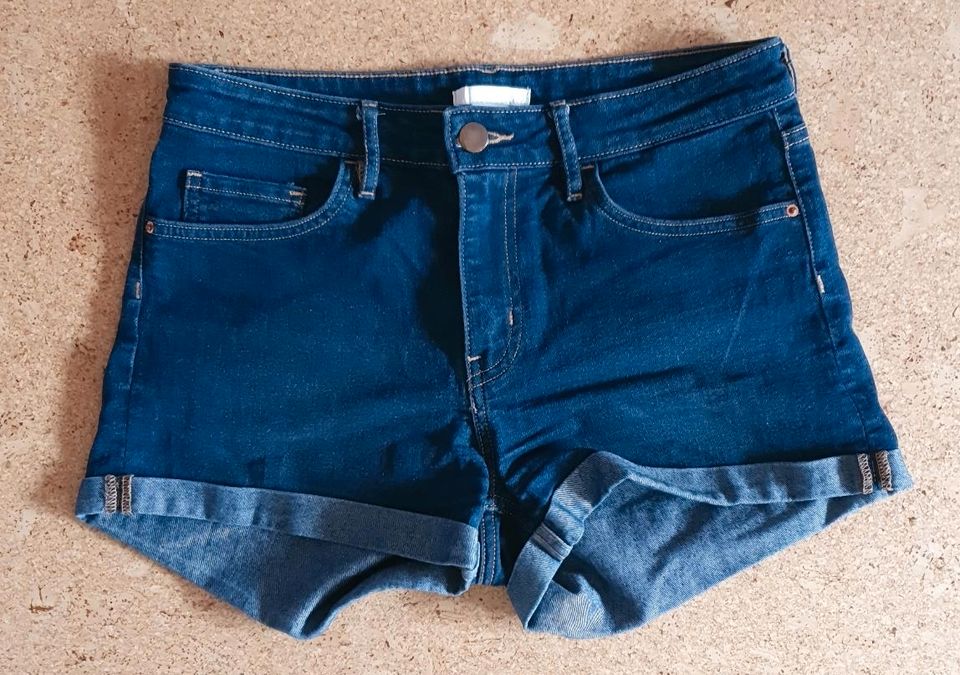 Shorts kurze Jeans gr 36 in Kiel