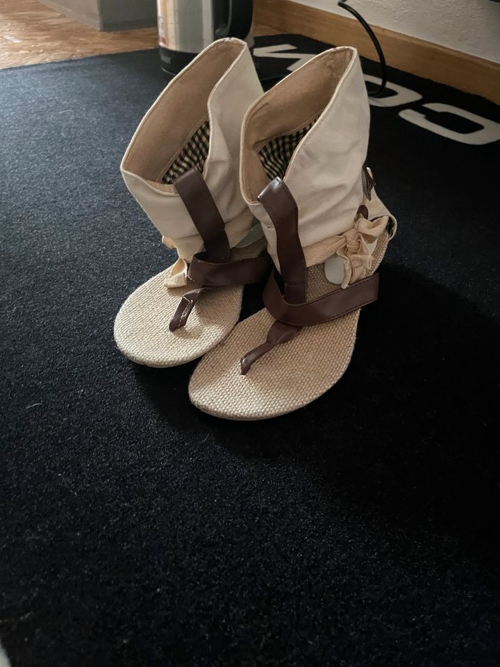 Sandalen Creme Braun in Kaisersesch