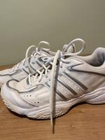 Turnschuhe Tennis Adidas Gr 40 Leder Bayern - Neufahrn Vorschau