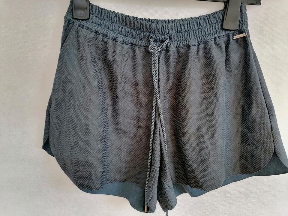 kurze Hose in Lederoptik von BSB Collection Grösse 38 in Baden-Württemberg  - Blaustein | eBay Kleinanzeigen ist jetzt Kleinanzeigen