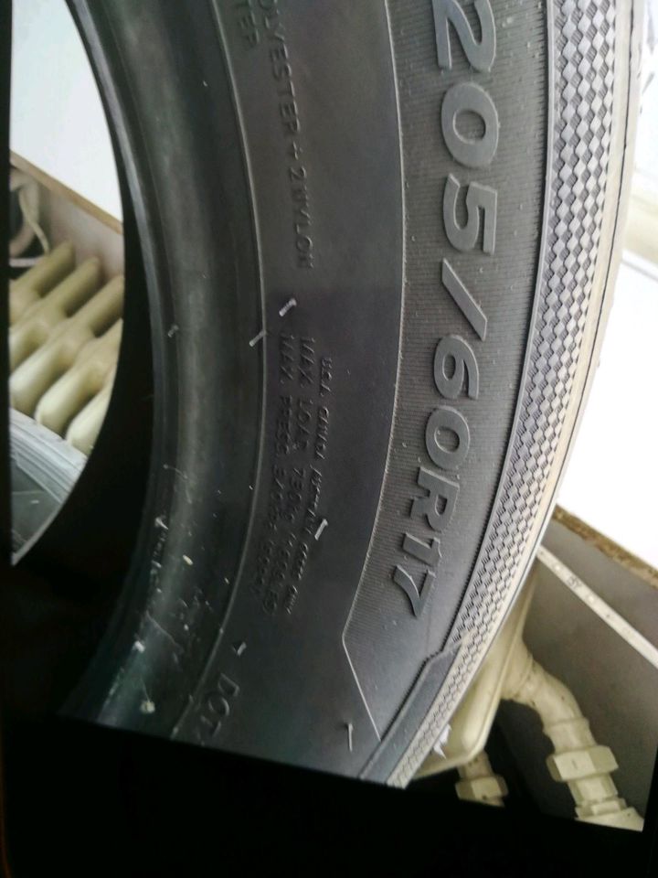 Sommerreifen neu Dot 27,23  205/60/R17 Hankook in Harsum