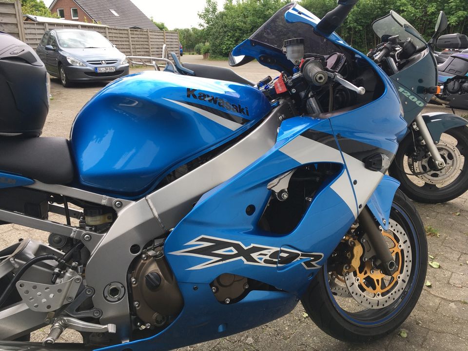 Kawasaki NINJA ZX9R ZX-9R EF Blau in Flensburg