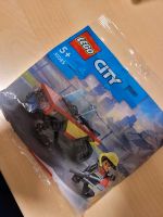 Lego City 30585 Feuerwehr Auto  Minifigur - Adventskalender Baden-Württemberg - Ulm Vorschau