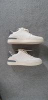 UNGLEICHE Sneakers rechts 10, links 10,5 NEU Bochum - Bochum-Südwest Vorschau
