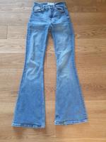 Bershka Jeans, Gr. 32 - guter Zustand Hessen - Schöneck Vorschau