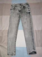 zara jungen jeans grau used style gr.122 Kr. München - Feldkirchen Vorschau