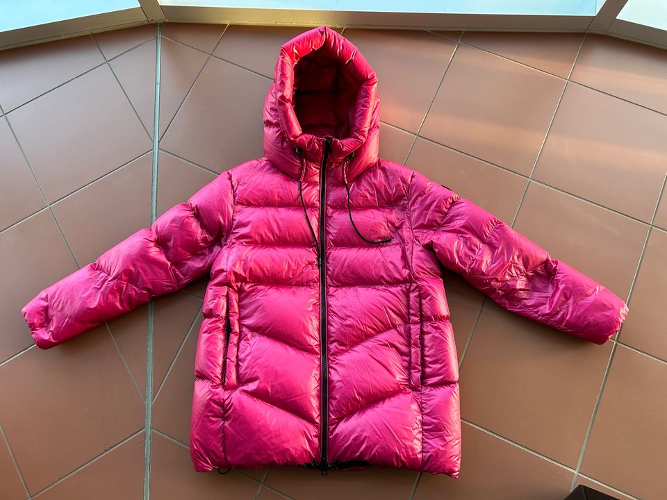 Woolrich daunenjacke pink xs s neuwertig in Rosenheim