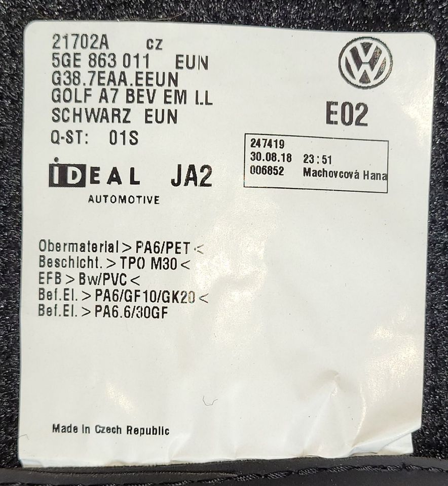 VW Golf A7 Automatten-Satz komplett - schwarz - unbenutzt! in