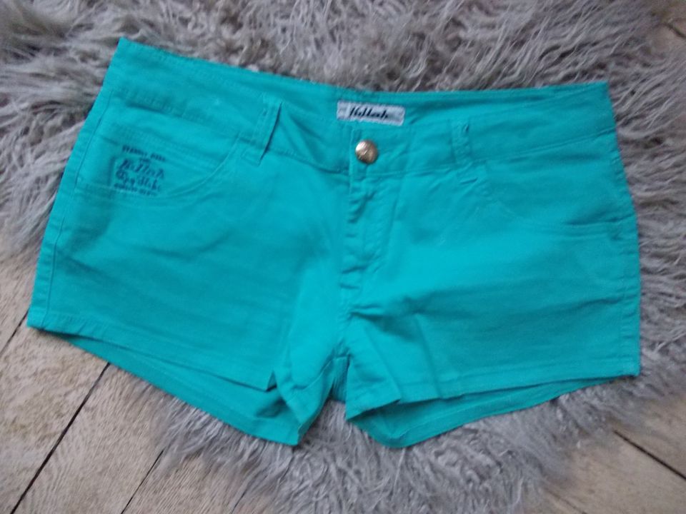Jeans Shorts von KILLAH Größe 31 (40,42) grün in Meiningen