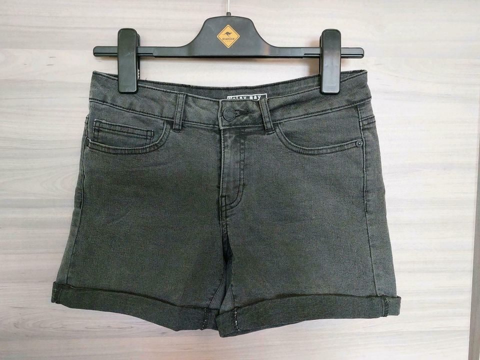 Jeansshort, Noisy May, schwarz stonewashed in Dortmund