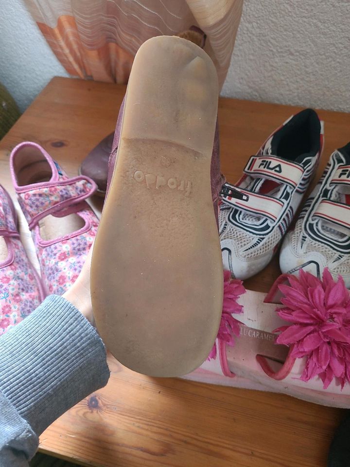 Mädchen Schuhe Größe 35 in Zaberfeld