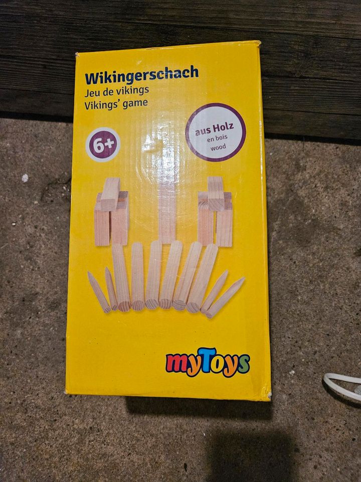 Wikinger Schach Kubb Kinder in Centrum