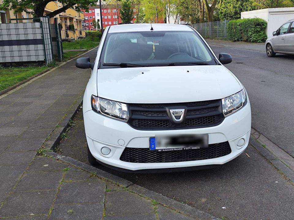 Dacia Sandero 1.2 16V LPG 75 Benzin Ambiance Ambiance in Köln