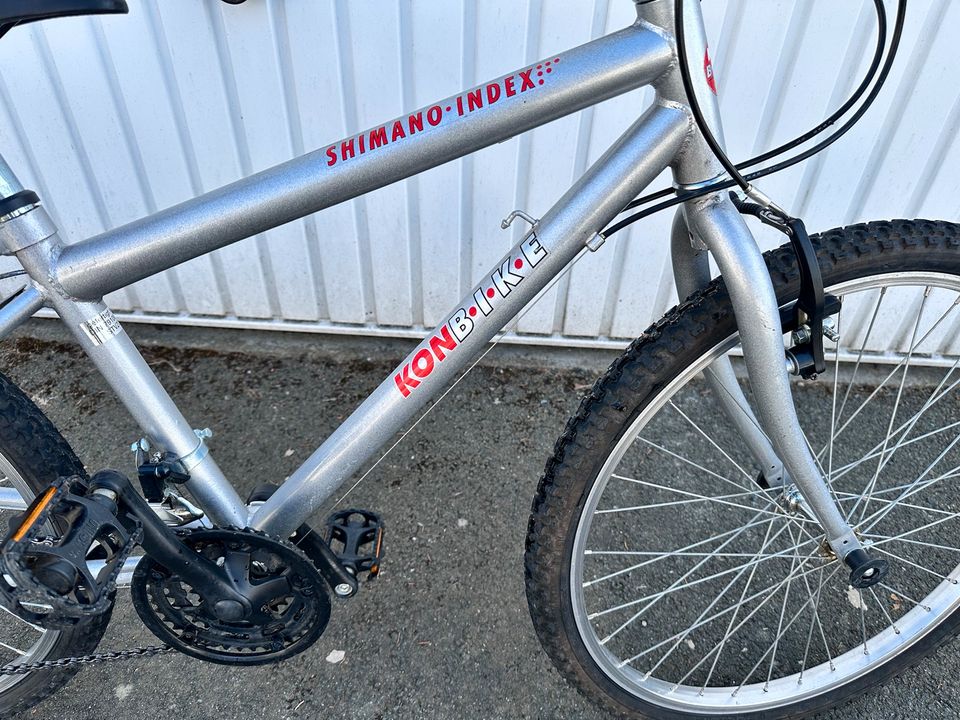 Kinderfahrrad Fahrrad Mountainbike 24 Zoll 18 Gang Shimano in Rehau