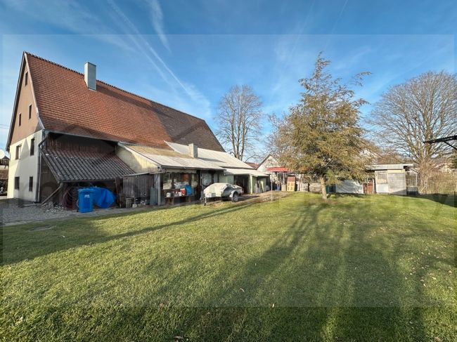 Bauernhaus mit Ausbaupotential in Ortsrandlage in Sauldorf