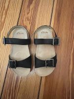 Sandalen von Clark’s in Navy Leder Gr 28,5 neu Hamburg-Nord - Hamburg Groß Borstel Vorschau