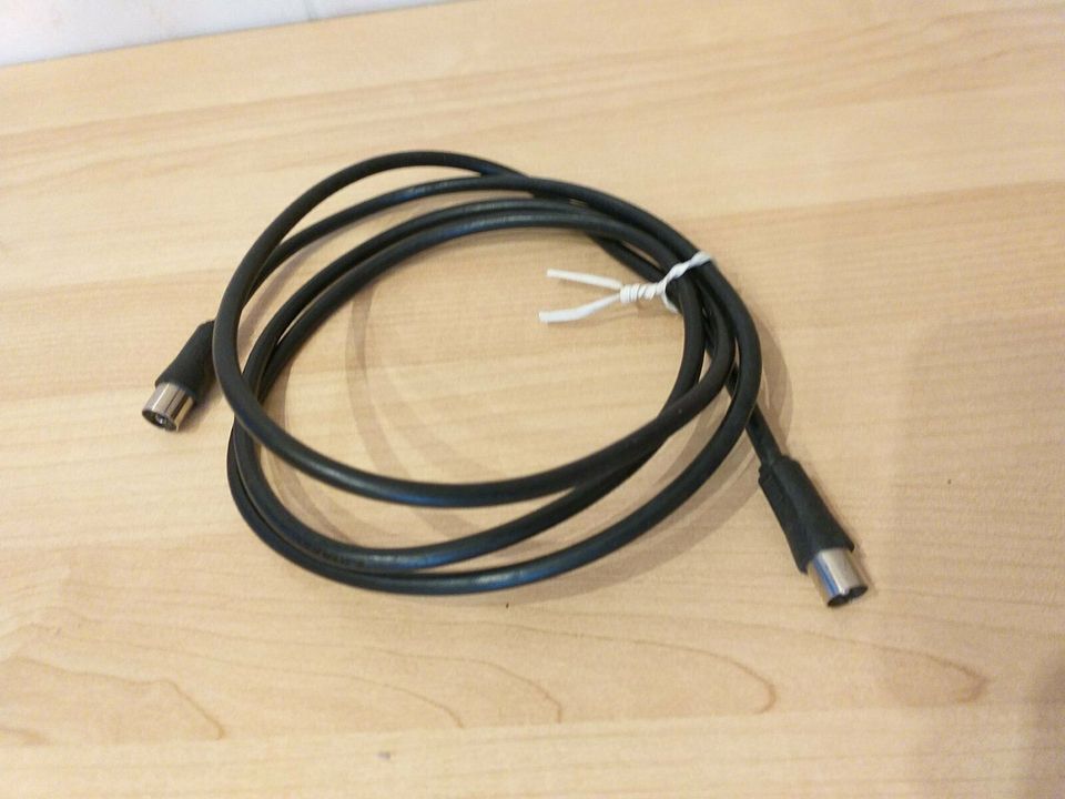 Coaxial Cable Koaxialkabel 75 Ohm, 1,5 Meter  * unbenutzt  lag nu in Panketal