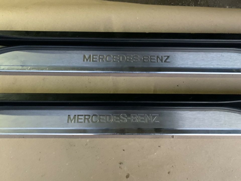 Mercedes-Benz R129 SL Einstiegsleisten Rechts & Links 1296800335 in Hanau