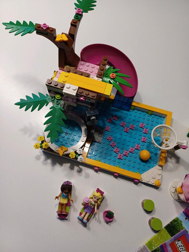 Lego Friends 41008 großes Schwimmbad Pool Rutsche Liegen Musikbox in Hannover