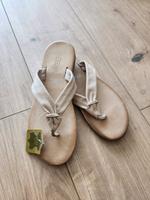 Sandalen Zehentrenner Leder 5th Avennue Gr. 38 NEU Bayern - Ampfing Vorschau
