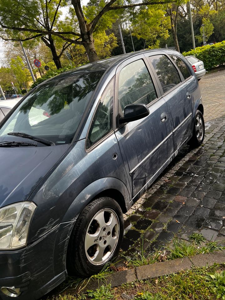 Opel Mariva in Frankfurt am Main
