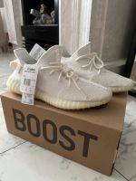 Adidas Yeezy Boost 350 V2 Cream Size: 44 2/3 Essen - Rüttenscheid Vorschau