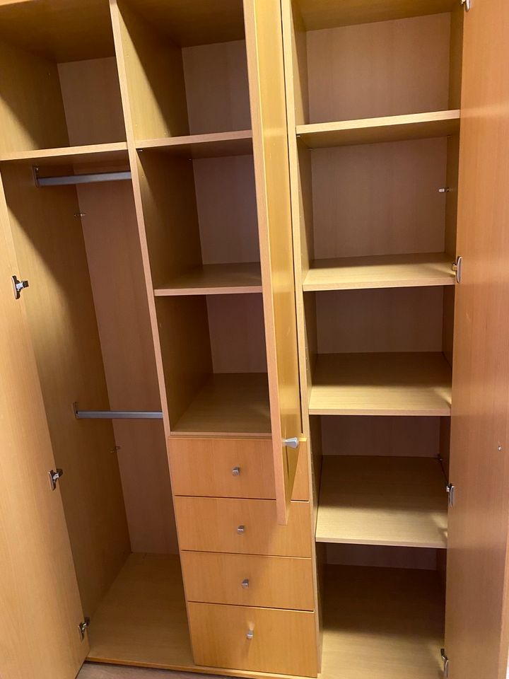 Bett Kleiderschrank Hochbett Paidi in Kehrig