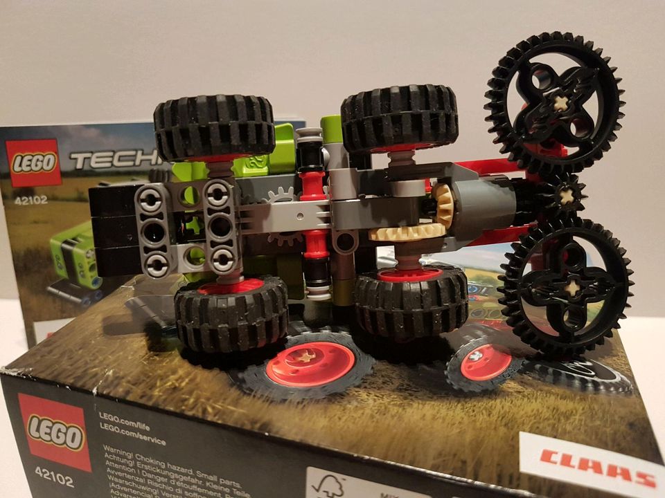 LEGO Technic 42102, Claas Traktor, 2 in 1, mit OVP in Krefeld